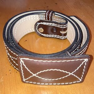 Leather belt NWOT. Chambers.